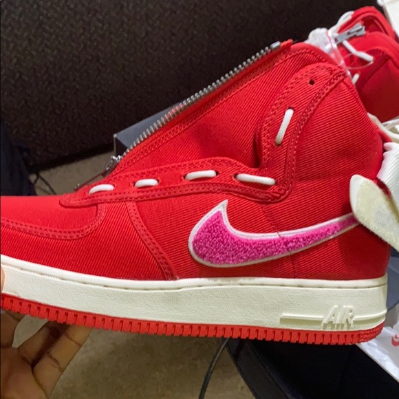 emotionally unavailable x nike